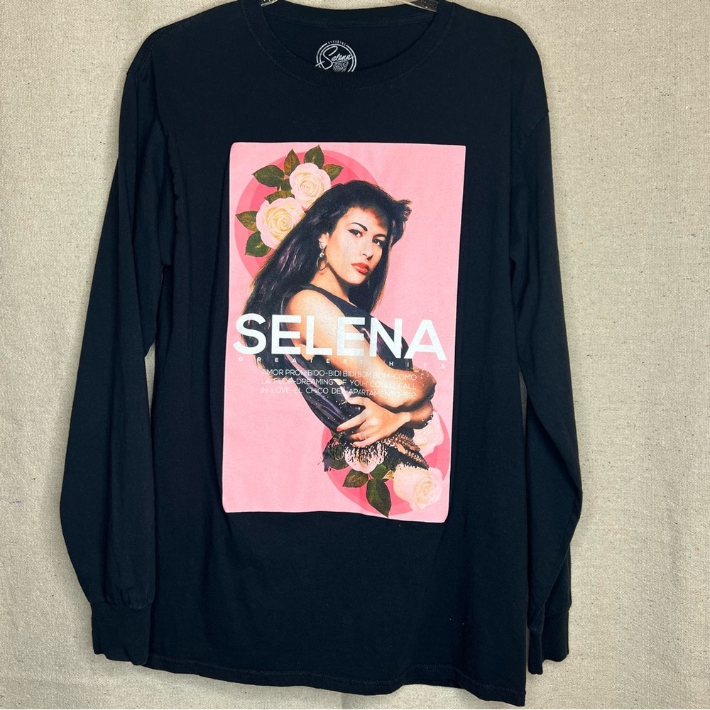 Selena Quintanilla Pink Floral Long Sleeve T-Shirt (UNISEX)